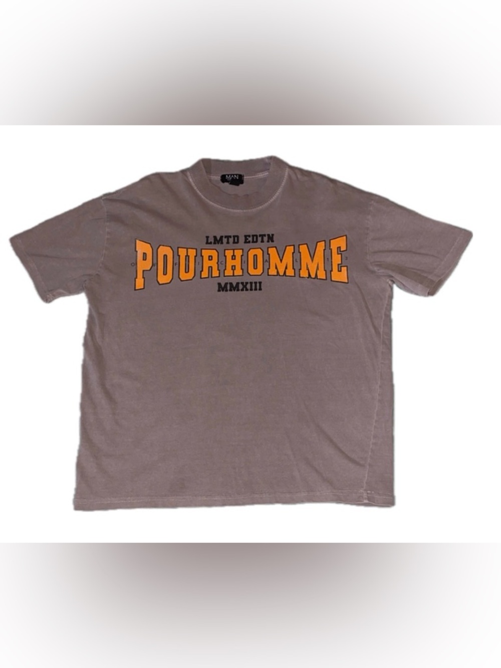 boohooMAN Oversized “POUR HOMME” Graphic Streetwear Tee – Size Small